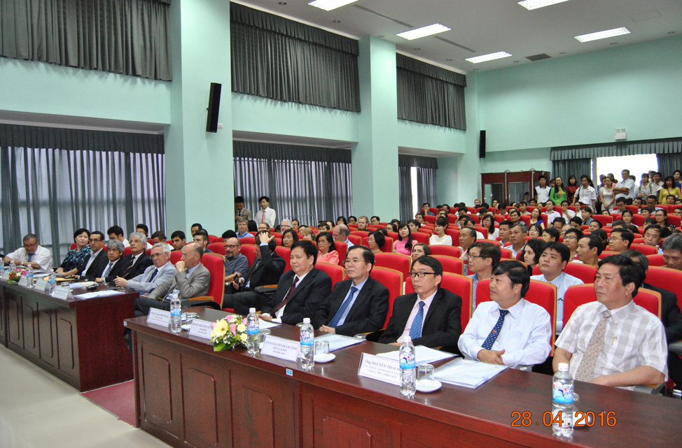 Khai mạc Festival Khoa học Huế 2016