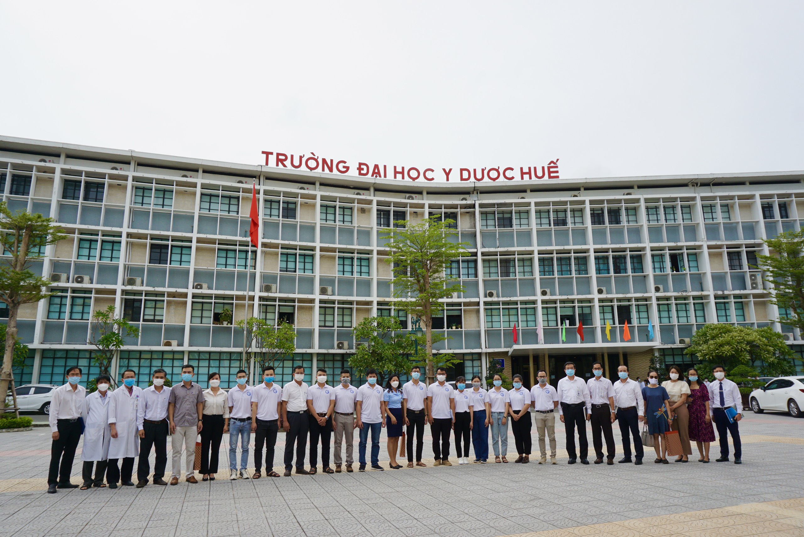 Đoàn tình nguyện số 5 Trường Đại học Y - Dược Huế tiếp tục hỗ trợ công tác phòng chống dịch COVID-19 tại tỉnh Bình Dương