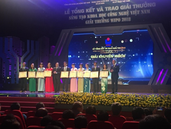 Đạt giải Khuyến khích Giải thưởng sáng tạo Công nghệ Việt Nam Vifotec 2018